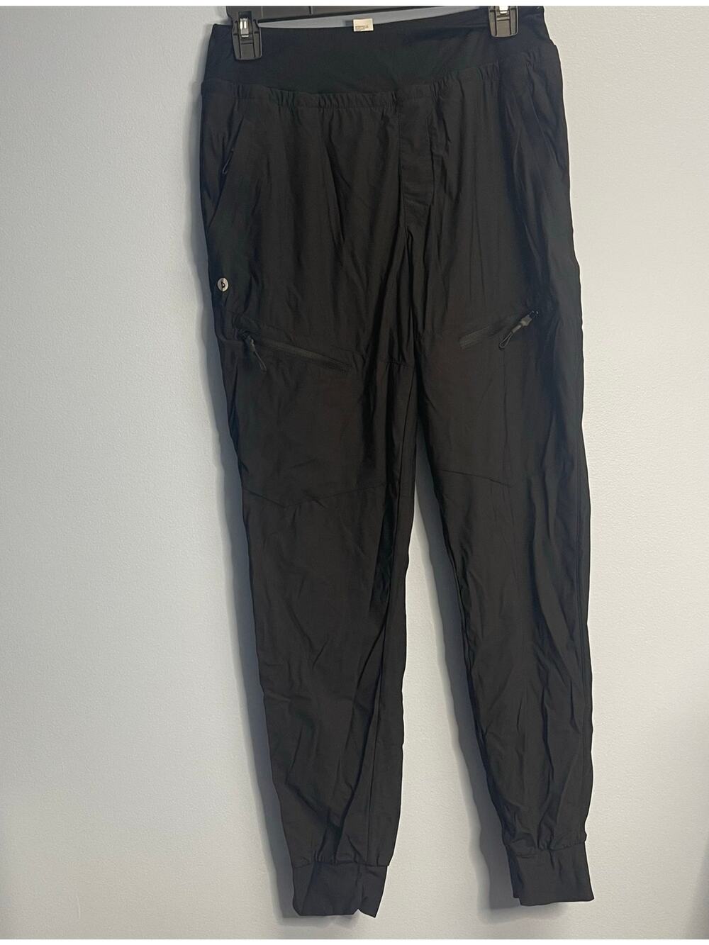 Bayleaf womans Joggers size Medium Black